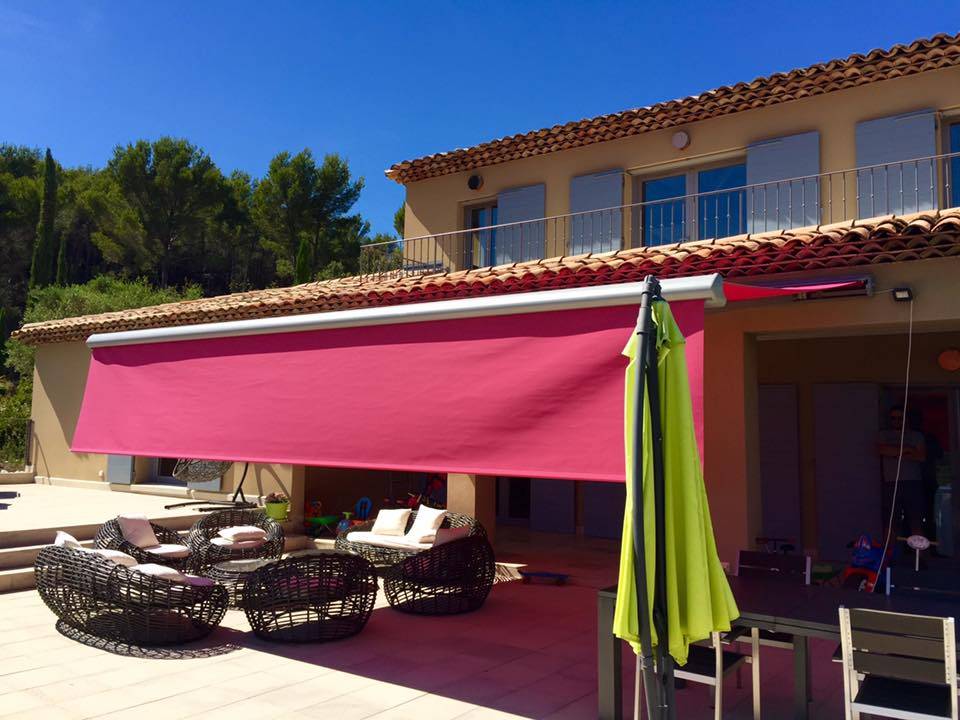 Store enroulable avec lambrequin Le Beausset Var