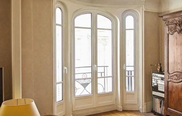 Fenêtres en bois style haussmnnien à Toulon