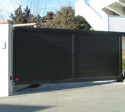 Portail alu coulissant autoportant La seyne-sur-Mer