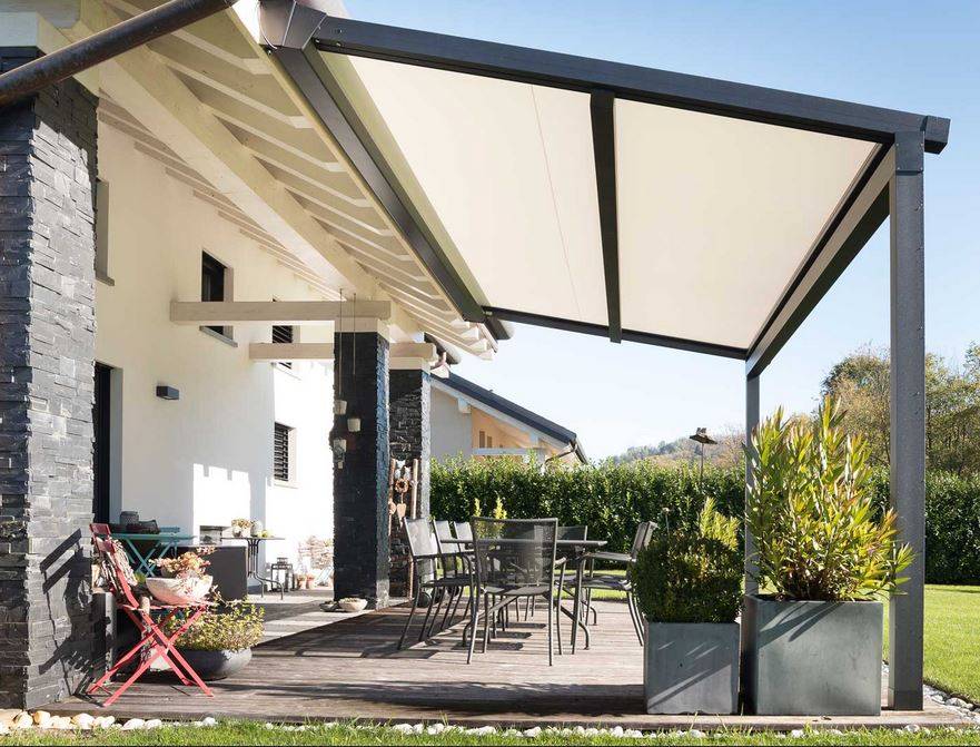 Pergola à toile enroulable Six-Fours