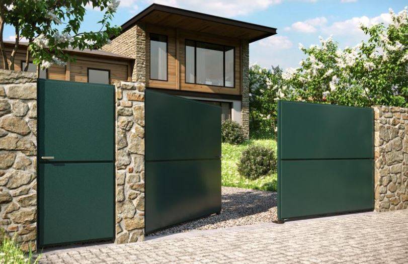 Portail battant alu plein à Six-Fours-Les-Plages