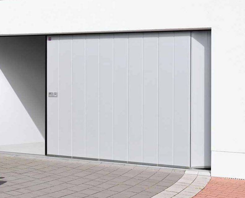 Porte de garage sectionnelle latérale à Sanary