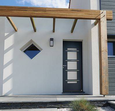 Pose d'une porte d'entrée en aluminium à Sanary-sur-Mer