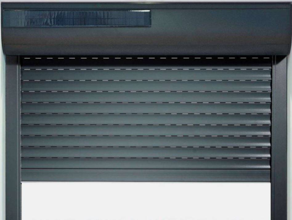 Volet roulant solaire à Six-Fours