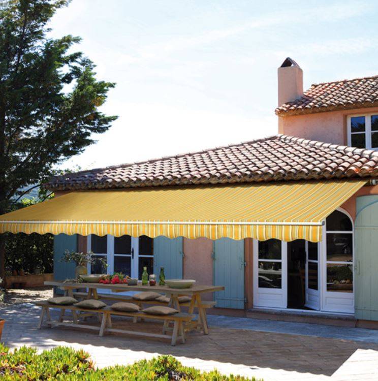 Store banne sur mesure Toulon LeFaron 