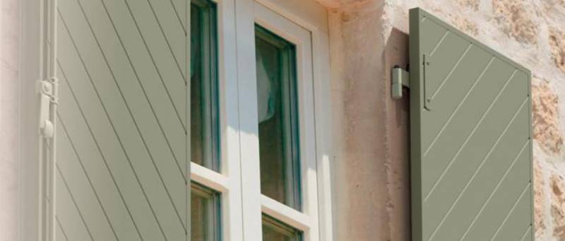 Ventet et pose de volets battants à Toulon dans le Var