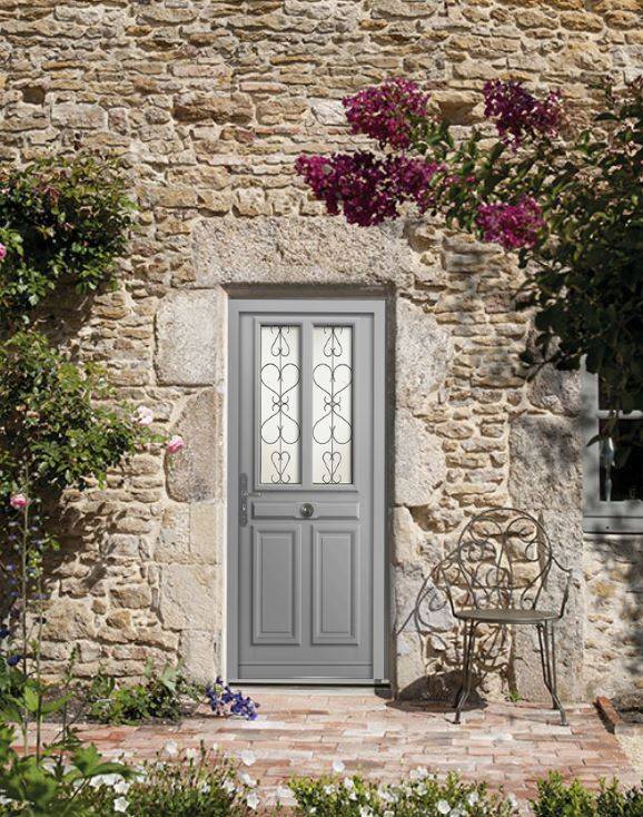 Porte d'entrée traditionnelle en bois Sanary-sur-Mer