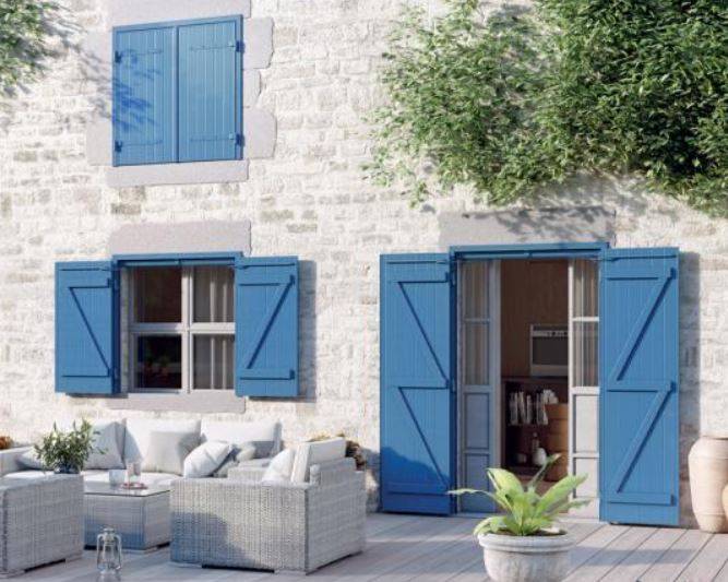 Volets battants en alu précadre à Saanry-sur-Mer